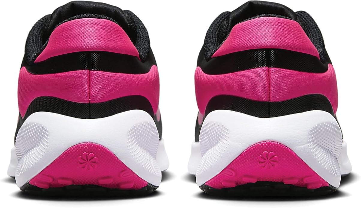 Nike Revolution 7 (GS) Kids Shoes