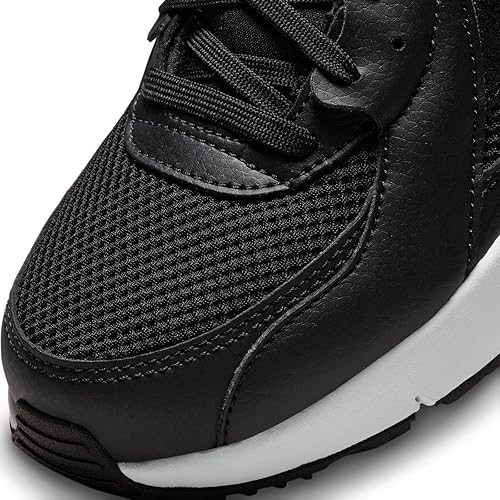 Women’s Nike Air Max Excee Size 5.5 / Black / White / Grey
