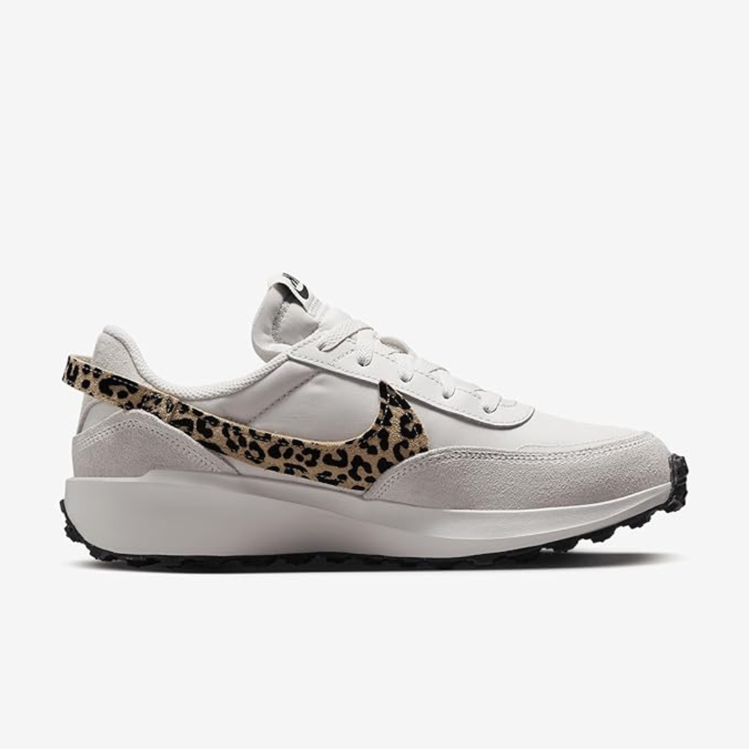 Women's Nike Waffle Debut – Size 6.5 | Color: Phantom/Sesame