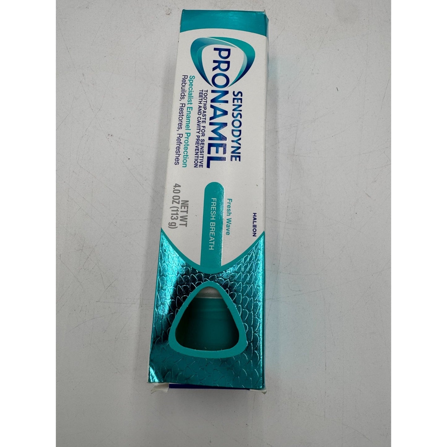 Sensodyne Pronamel Fresh Breath Enamel Toothpaste for Sensitive Teeth (4.0 oz)