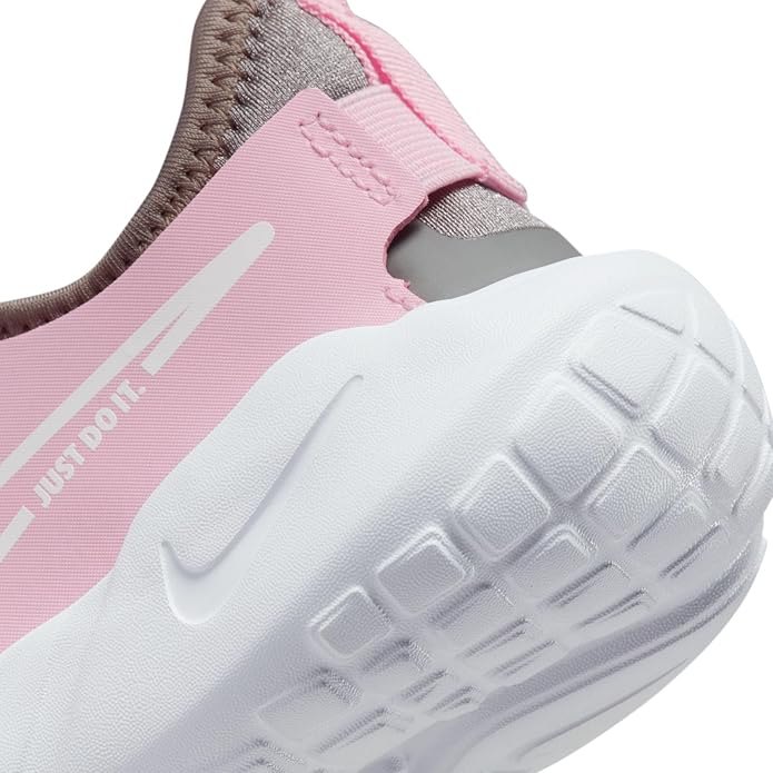 Nike Star Runner – Size 5Y | Color: Pink