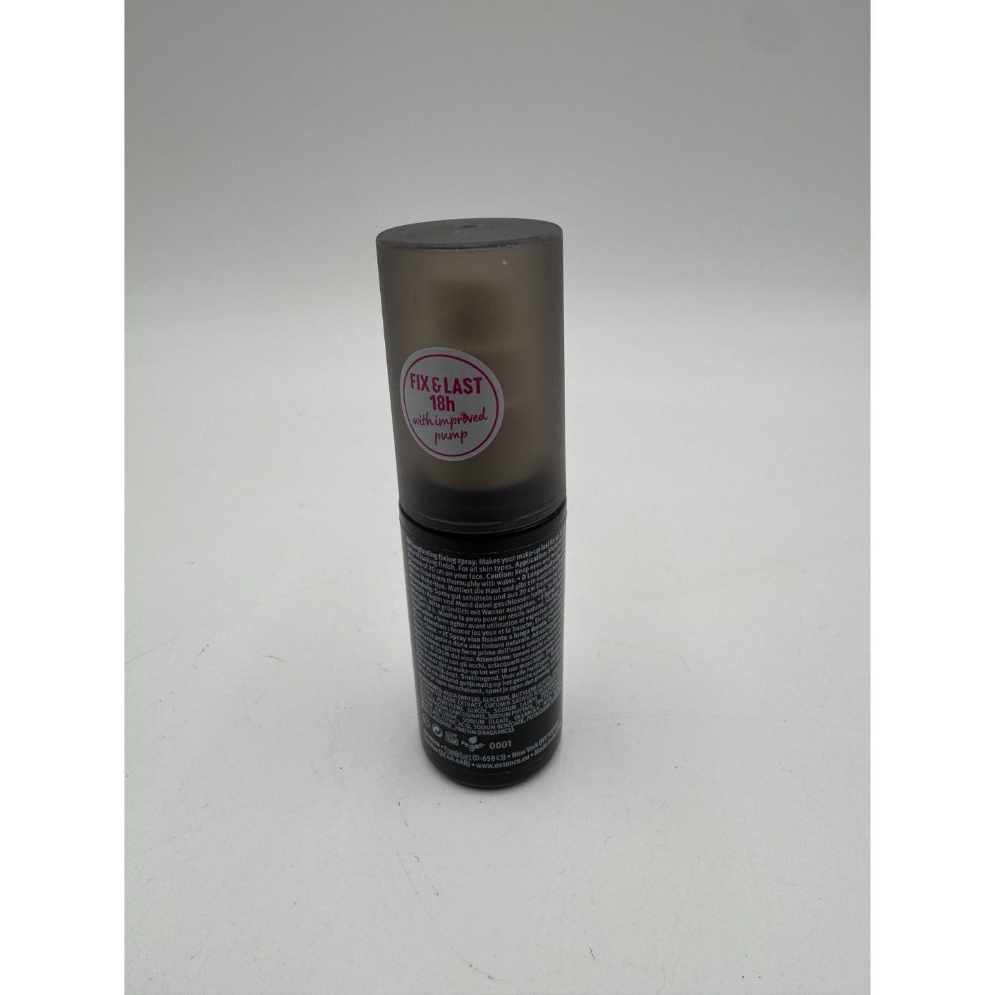 Essence Fix & Last 18h Long-Lasting Make-Up Fixing Spray Waterproof 1.69 Fl Oz-